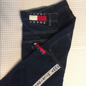 ❣️RARE❣️ Vintage 90’s Tommy Hilfiger Jeans